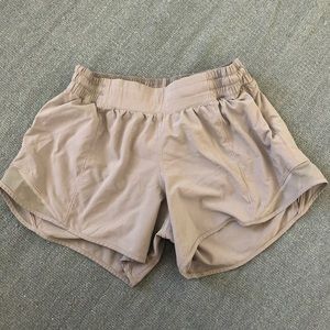 Lululemon Hotty Hot Short